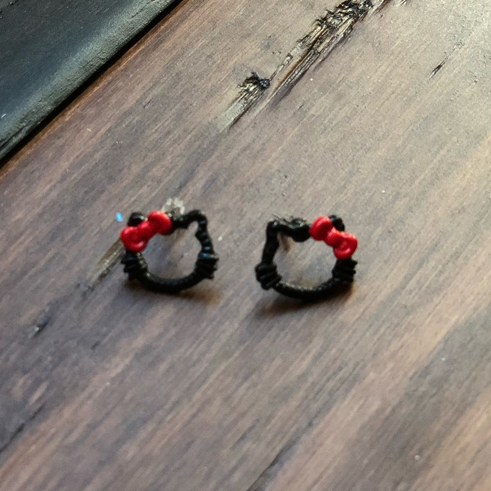 Hello Kitty Earrings